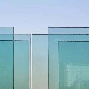 CLEAR GLASS